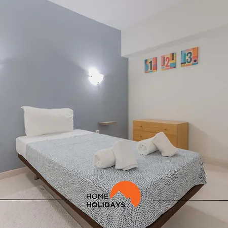 Апартаменты #106 Village By Holidays *